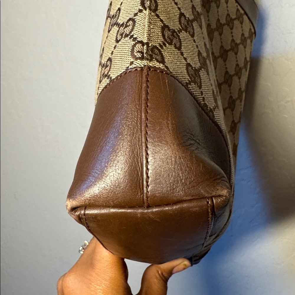 Vintage GUCCI GG Canvas Leather Trim Shoulder Hobo Bag - Picture 5 of 12